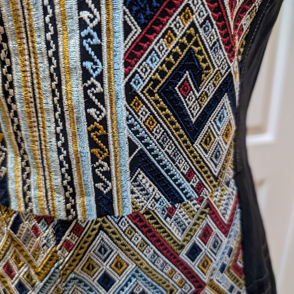 Burning Torch For Anthropologie - Embroidered Tapestry Artsy Bold Boho - Picture 3 of 10